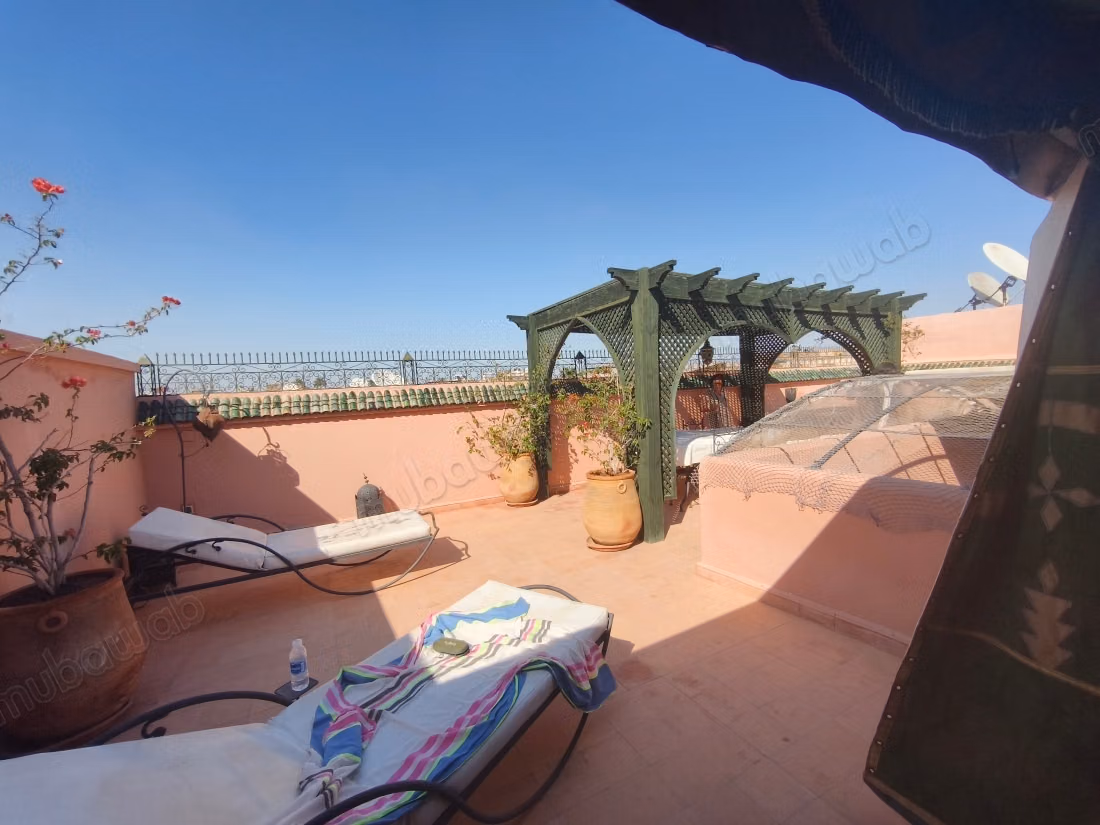 Somptueux riad titré de 132 M2 au sol