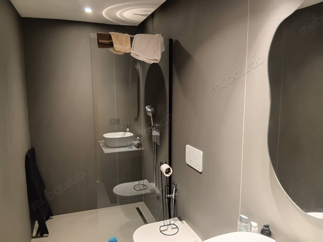 Maison de luxe à vendre à Agdal. 4 grandes pièces. Fenêtres double vitrage et chauffage central
