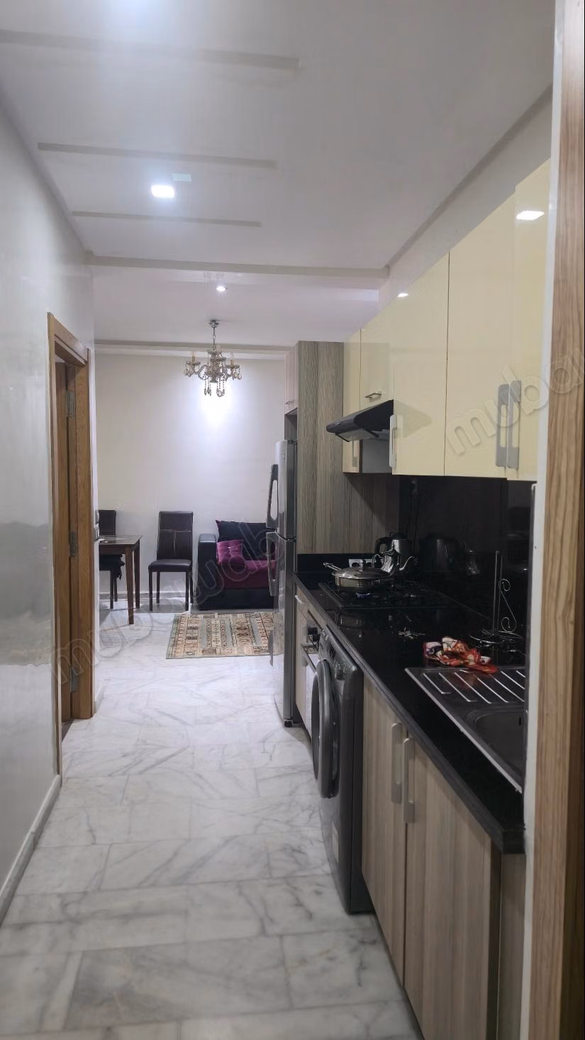Joli studio à vendre de 57m² vue sur piscine
