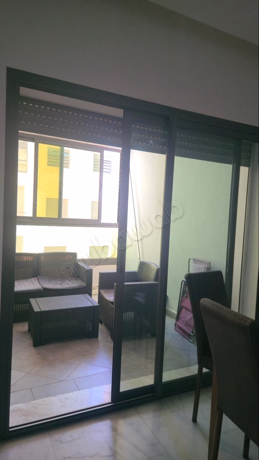 Joli studio à vendre de 57m² vue sur piscine