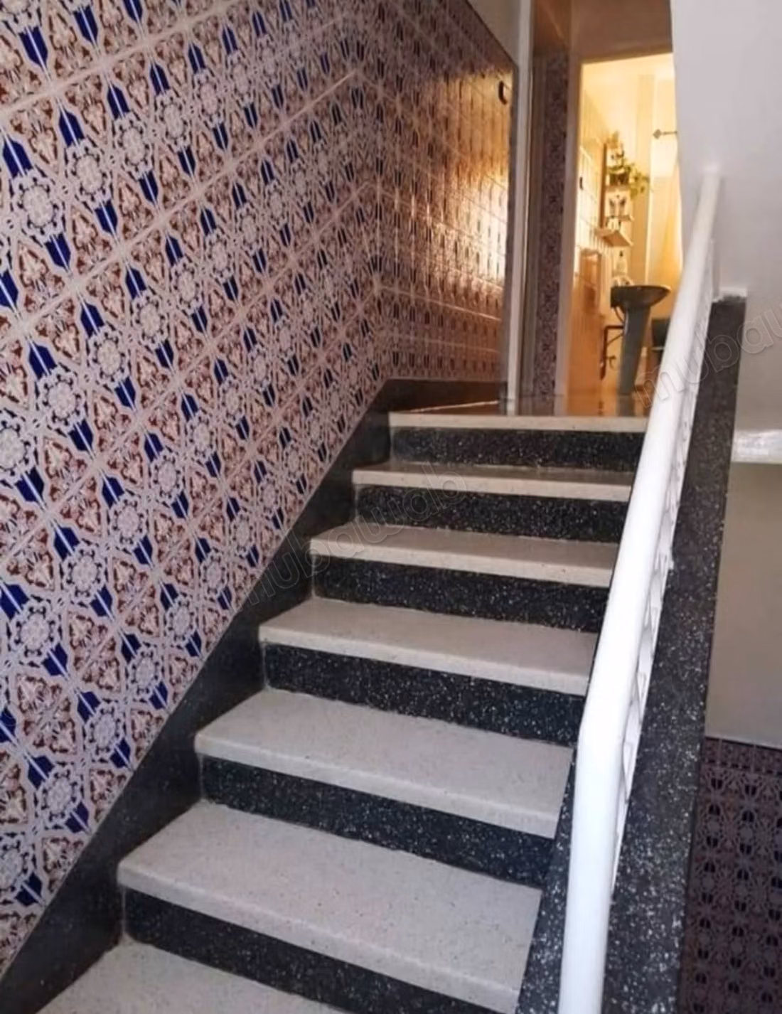 Trouvez votre maison à acheter à Hay Karima.
Surface totale 120 m²