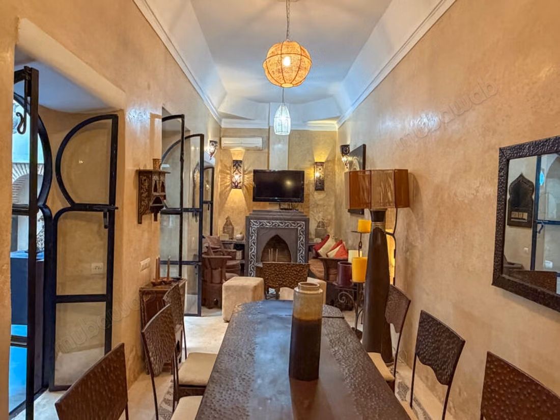 Riad de 4 chambres – Beaux volumes – 131m² sol