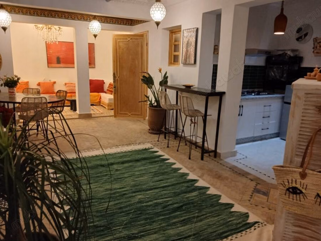 Riad 3 chambres – Entièrement rénové – Accès voiture