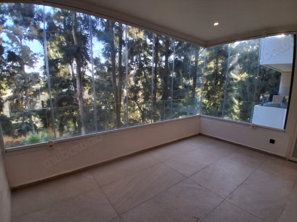 Apartment for rent in Souissi. 2 bedrooms. Reinforced door and secure residence