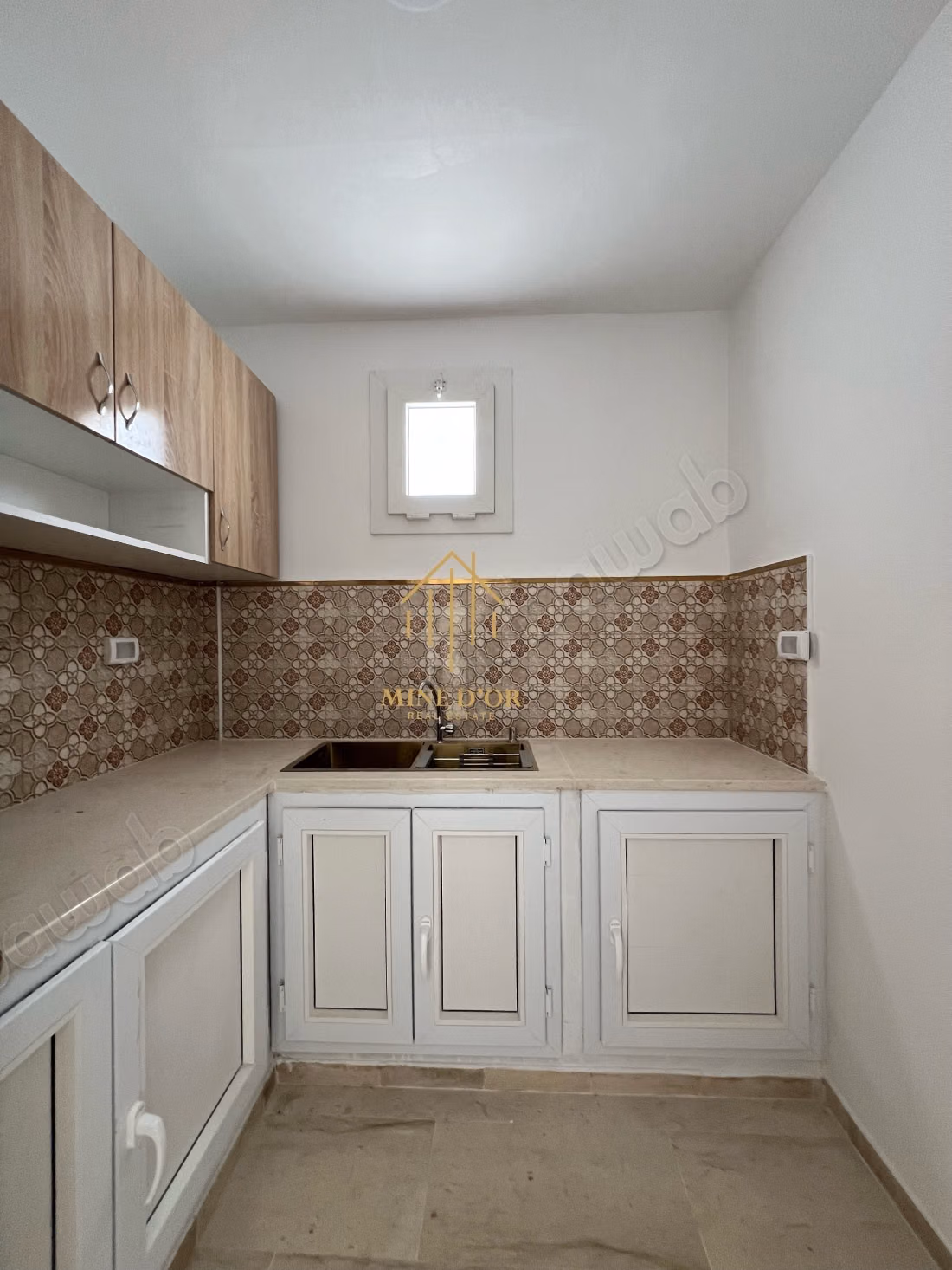 For rent - two office floors in Charguia 2