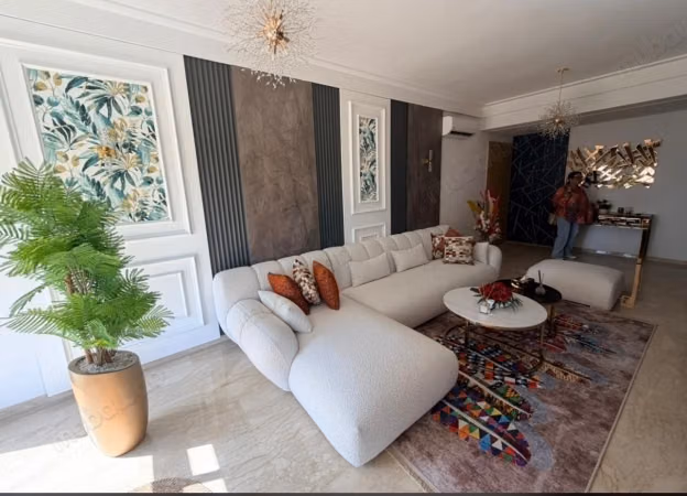 Superbe appartement à louer à CFC