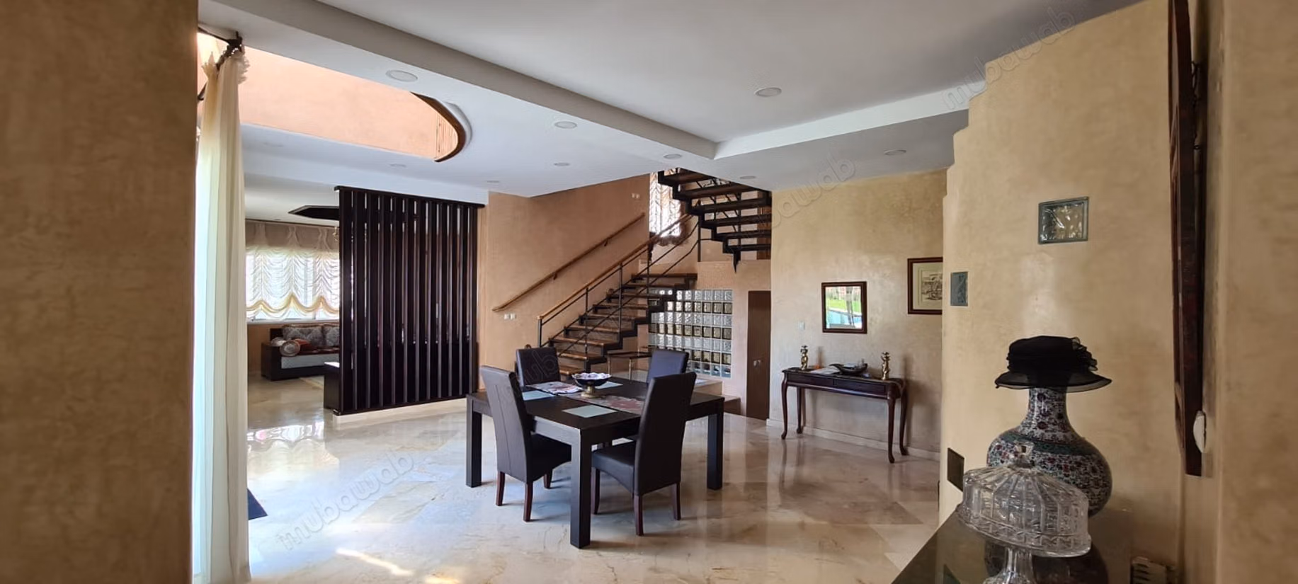 Somptueuse villa à vendre à Boubana. 
6 pièces