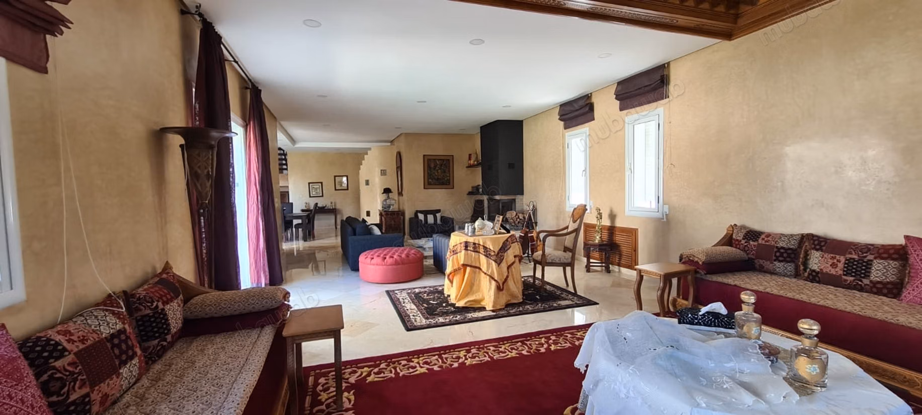 Somptueuse villa à vendre à Boubana. 
6 pièces