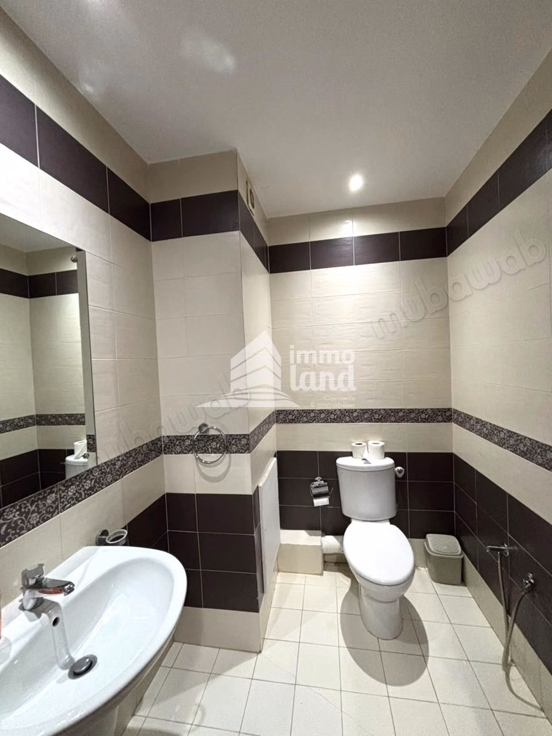 Appartamento S4 di 200m2 a Riadh Andalous