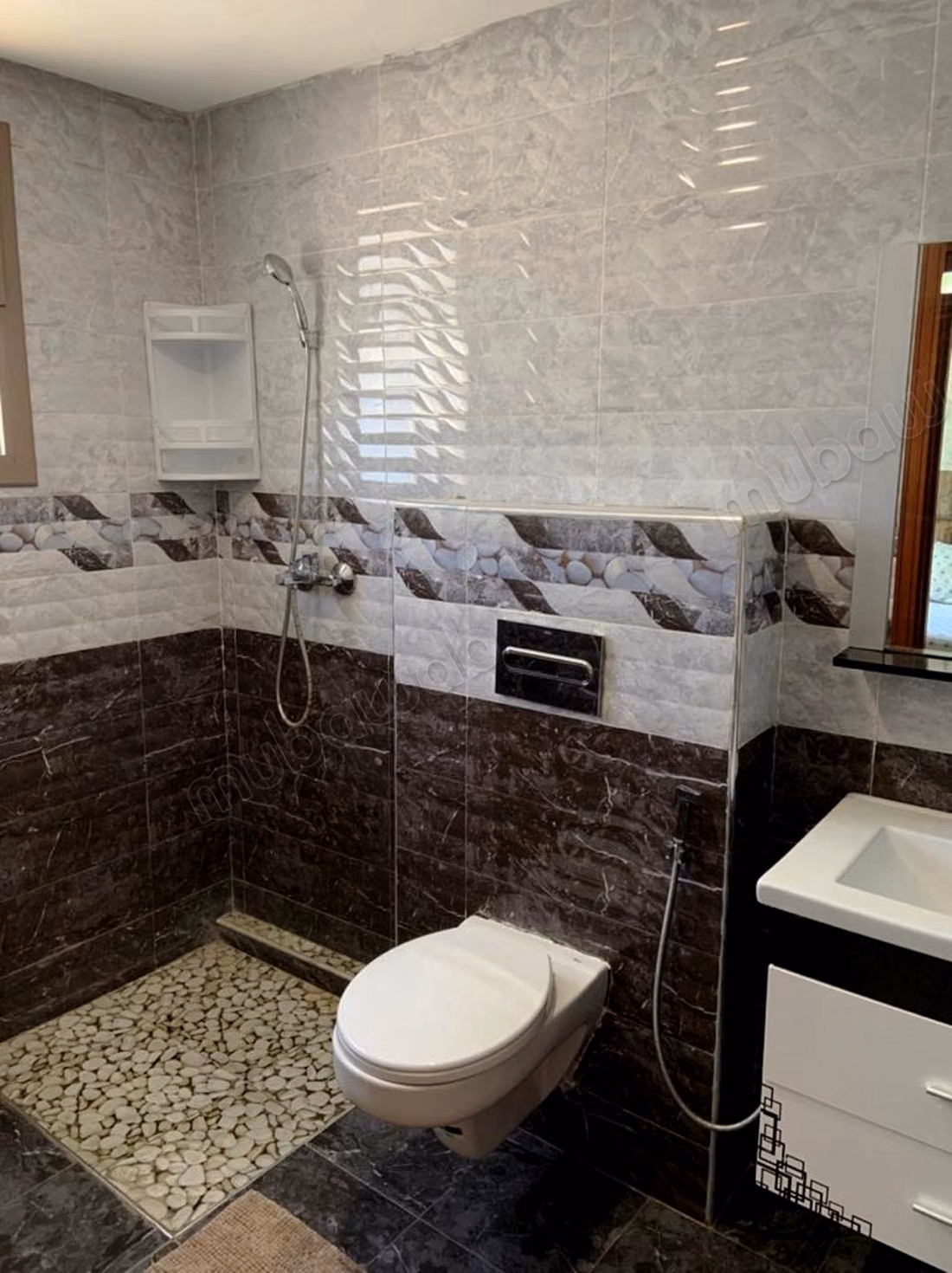 Apartamento amueblado de 2 habitaciones en alquiler en Palmier