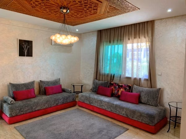 Apartamento amueblado de 2 habitaciones en alquiler en Palmier