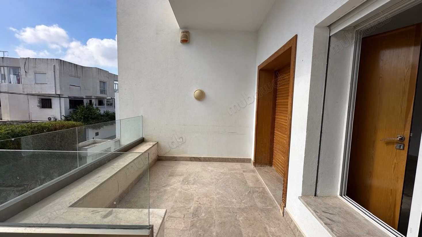 Modern Duplex for Rent in La Marsa, Tunis