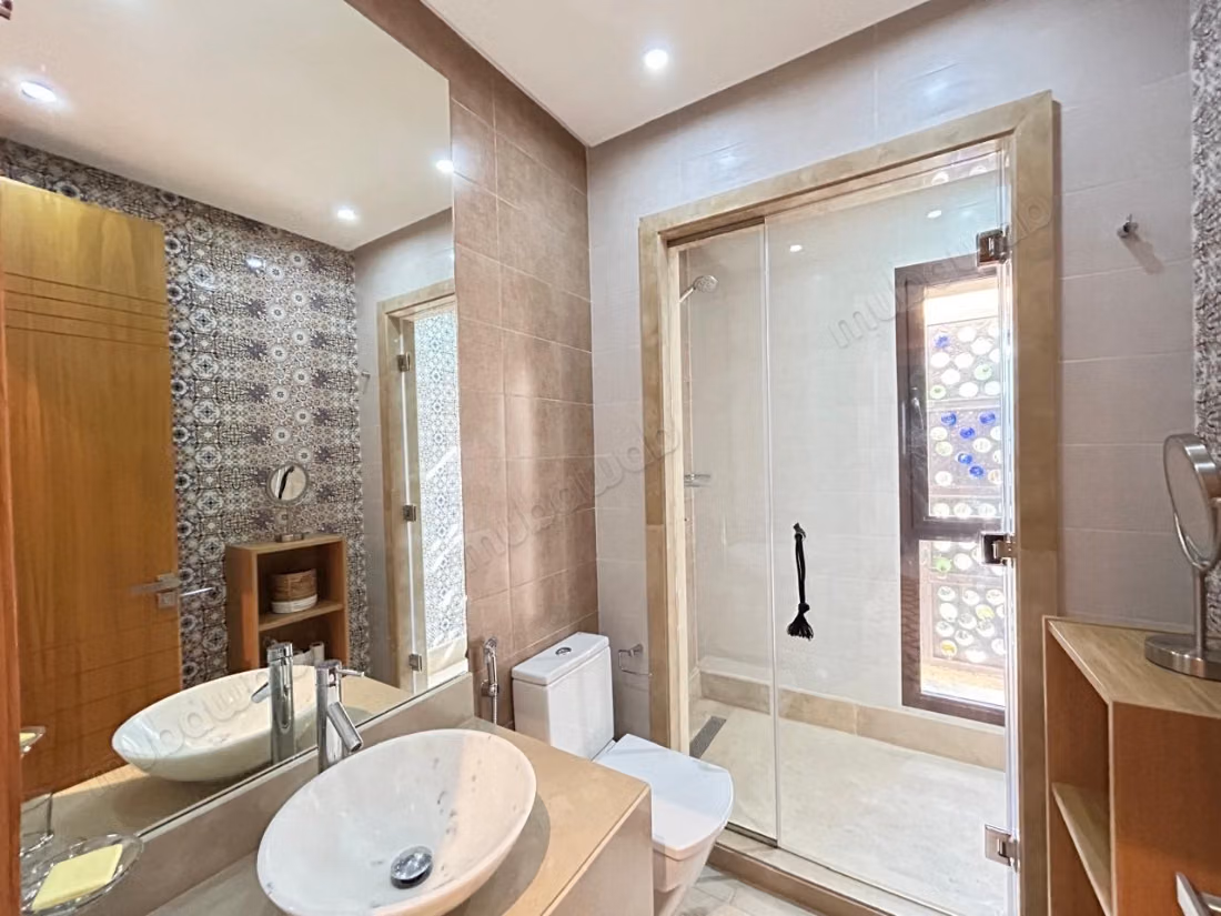 Superbe villa 4 ch à louer 
Amelkis 1
