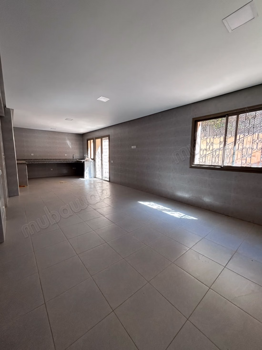 Villa Vide à la Location à Targa 
Marrakech