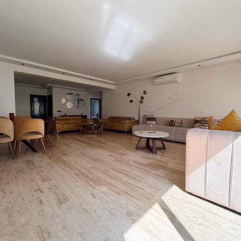 Appartement à Vendre de 150.0 m² à Casablanca, Val Fleuri