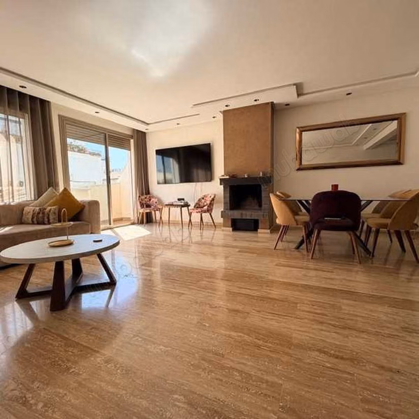 Appartement à Louer de 150.0 m² à Casablanca, Val Fleuri