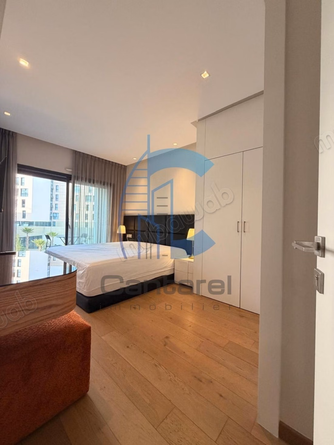 À louer studio neuf meublé de 60m² à cfc