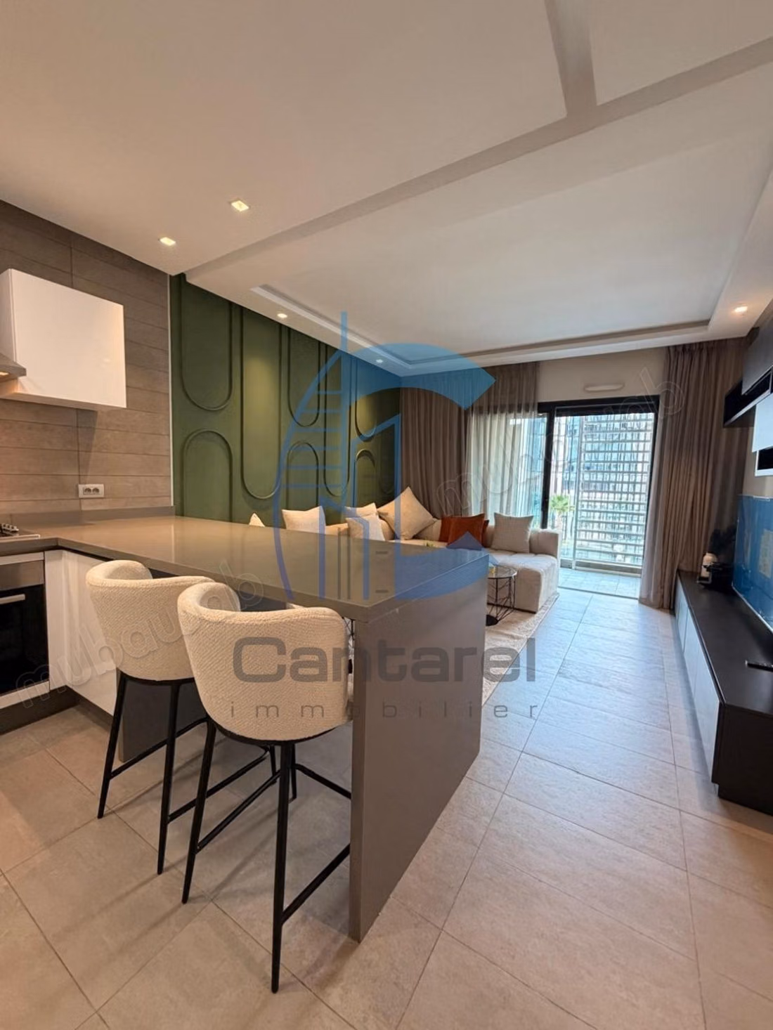 À louer studio neuf meublé de 60m² à cfc