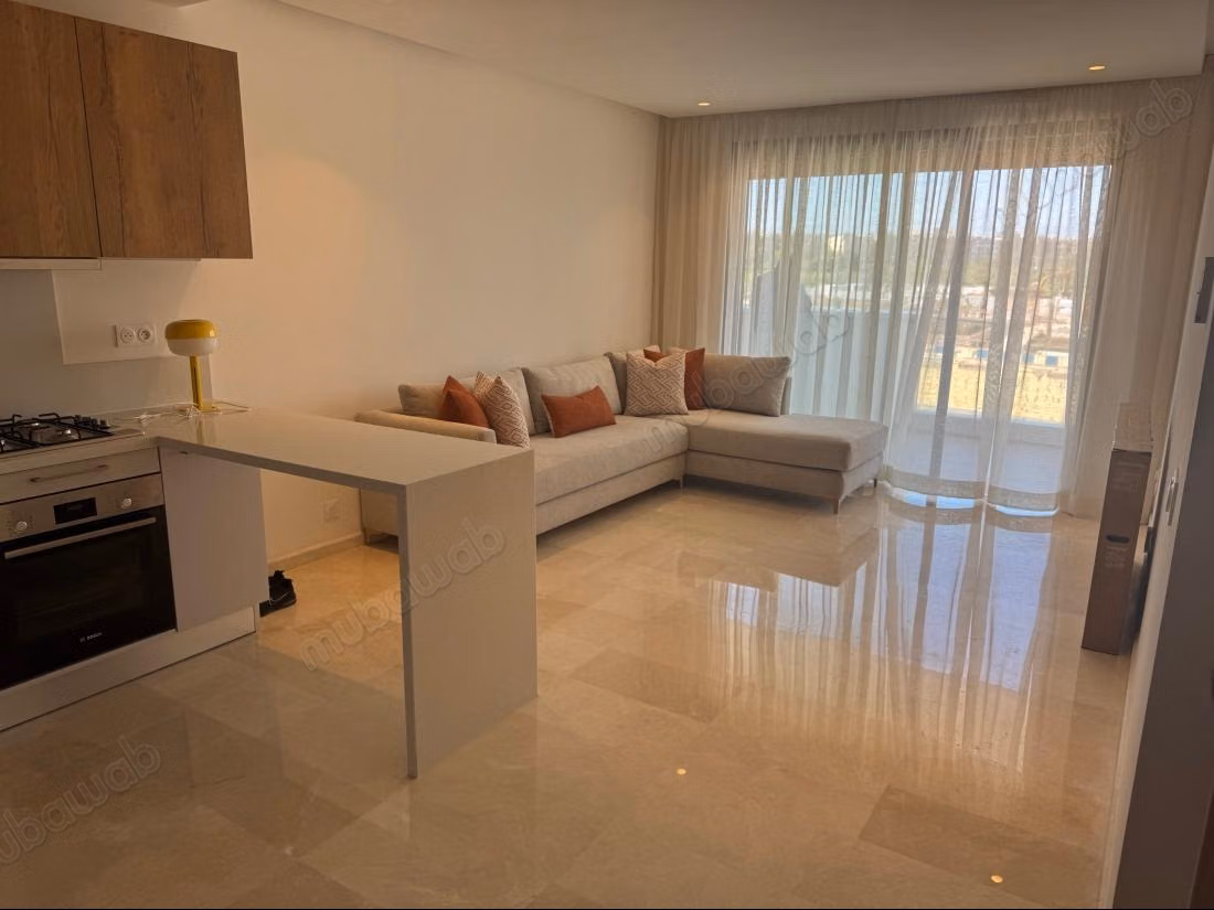 CFC for sale high-end studio 68m²