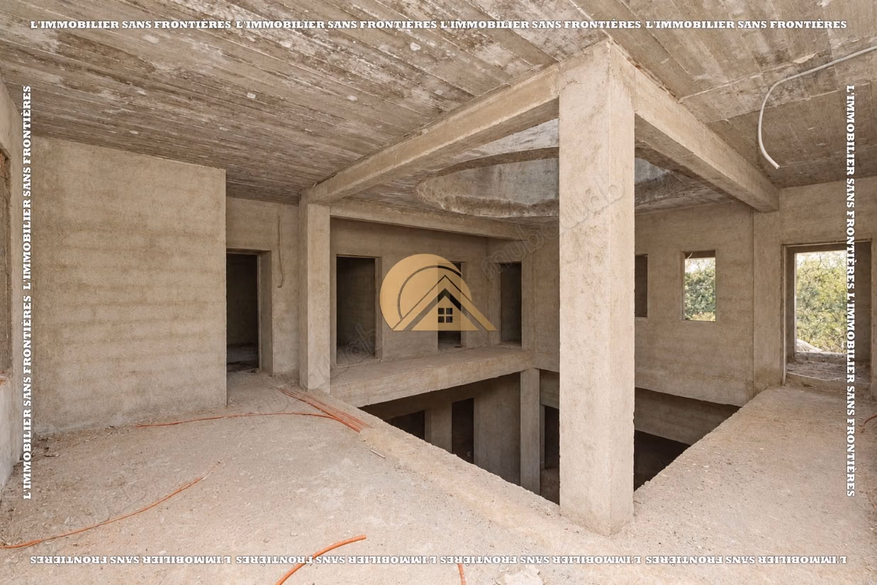 Villa semi finie à vendre Route de l’Ourika – Sidi Abdellah Ghiat