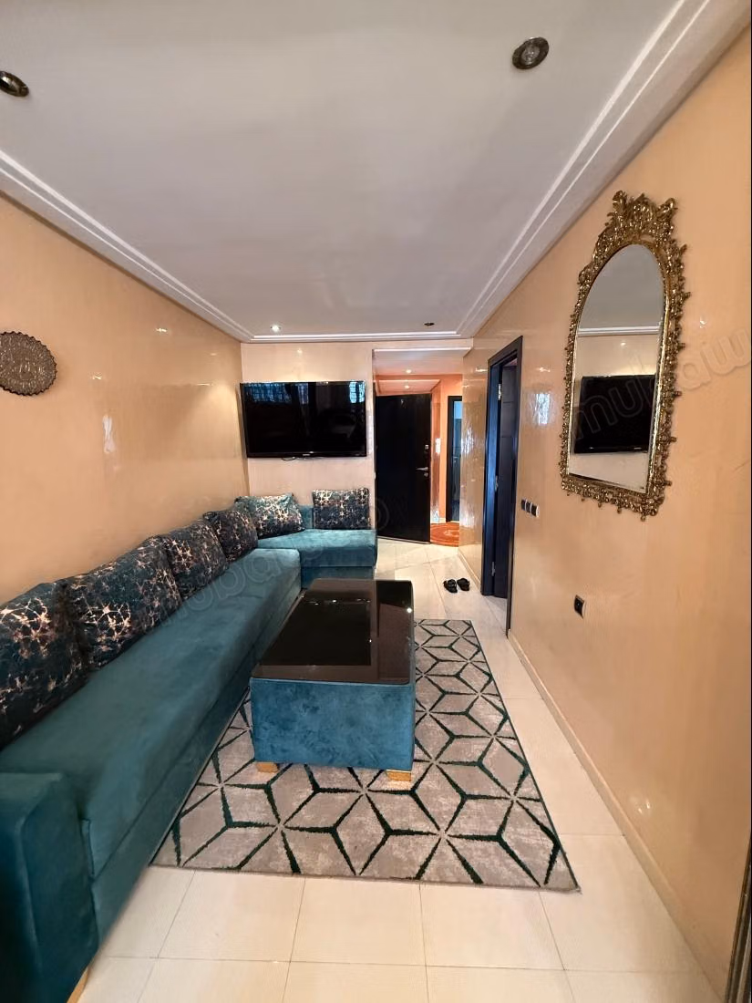 Appartement à louer à Agdal. 
Superficie 90 m². 
Bien meublé