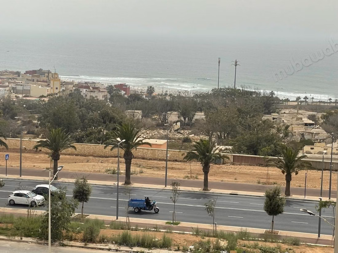 Apparemment meulé avec vue mer à louer 
Anza Sahil