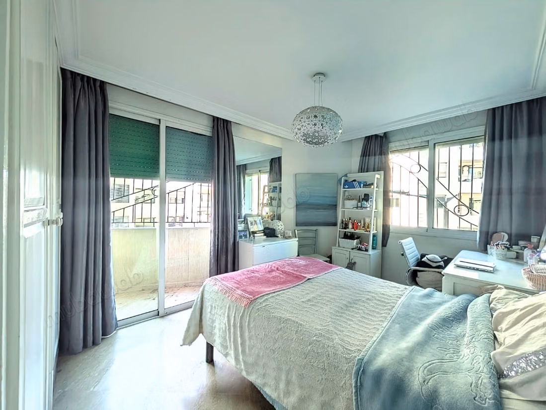 Vente d'un bel appartement à Val Fleury. 3 chambres agréables. Ascenseur
