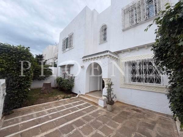 Duplex S4 avec jardin à La Marsa