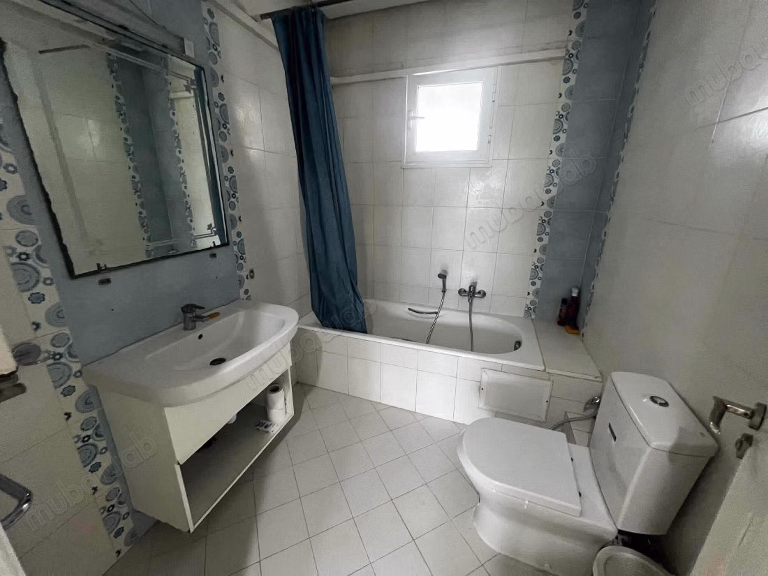 La Soukra: for rent - richly furnished S3 apartment