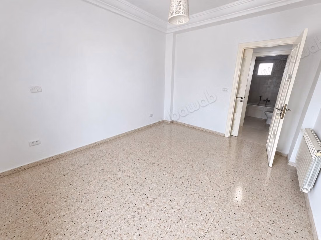  La soukra: à vendre – appartement s3