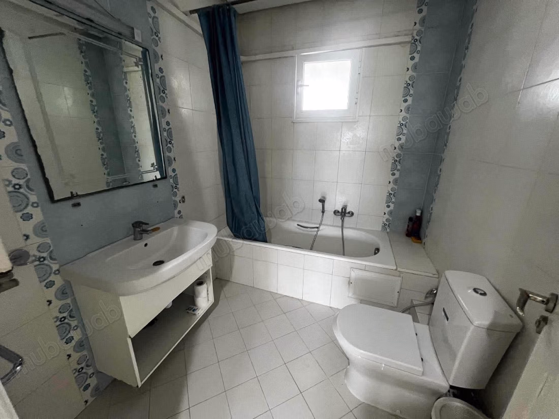  La soukra: à vendre – appartement s3