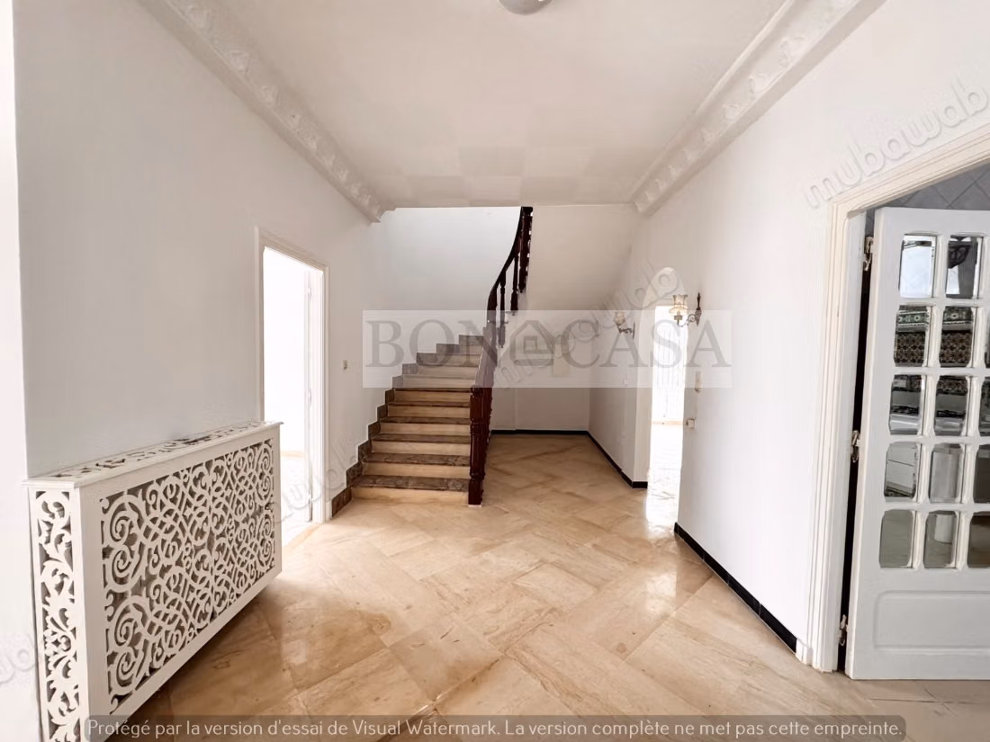 Villa S6 avec jardin à louer à Gammarth