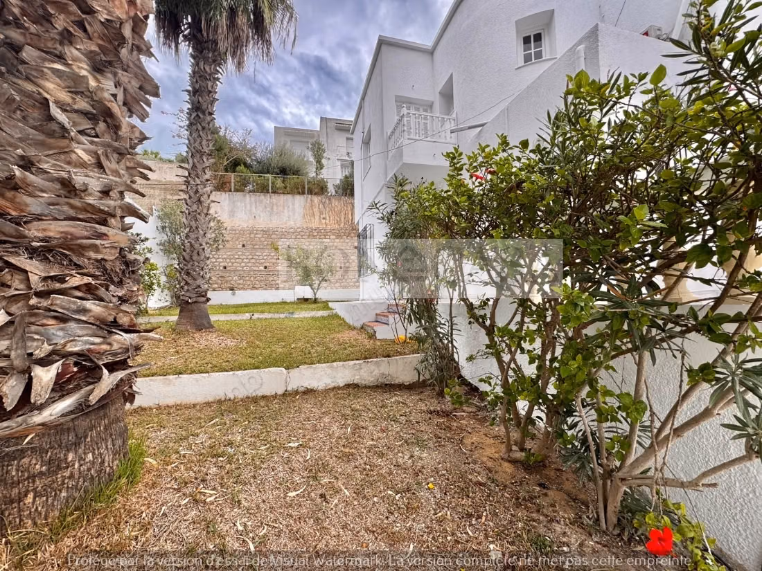 Villa S6 avec jardin à louer à Gammarth