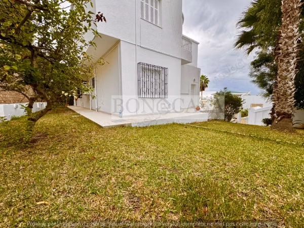 Villa S6 avec jardin à louer à Gammarth