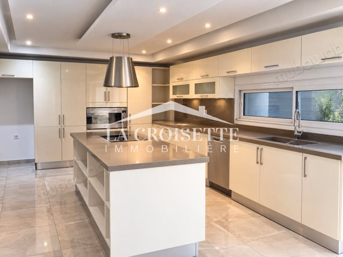 Villa di prestigio S5 con piscina a La Marsa