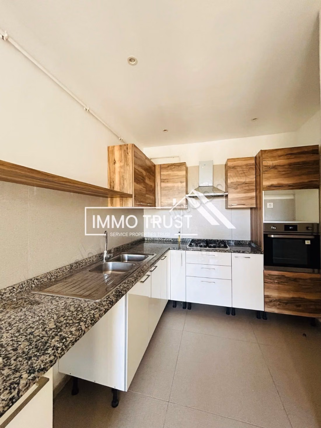 Appartement S1 avec jardin à La Soukra