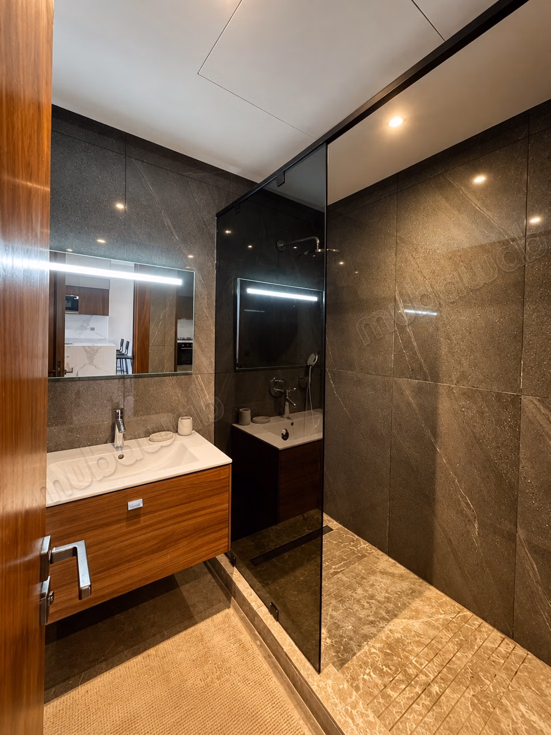 Rent this apartment in CFC