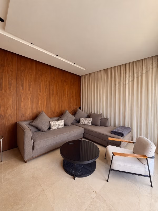 Rent this apartment in CFC