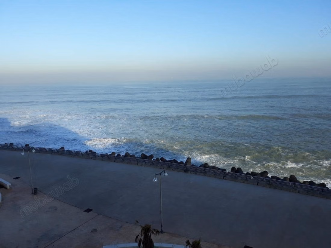 Très bel appartement en location à Casablanca Marina.
Superficie 170 m².
Terrasse et ascenseur