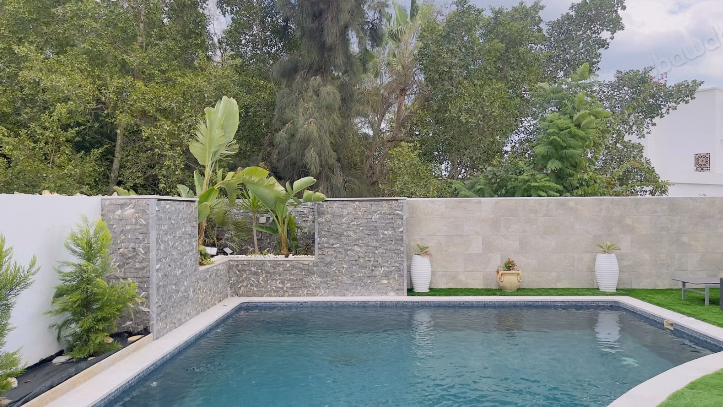 For rent exclusively S4 villa with pool