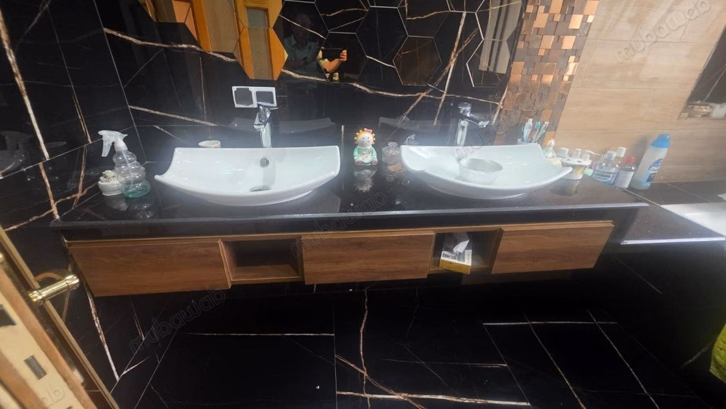 Magnifique villa à vendre à Rabat. Surface de 450 m². Cheminée et climatisation