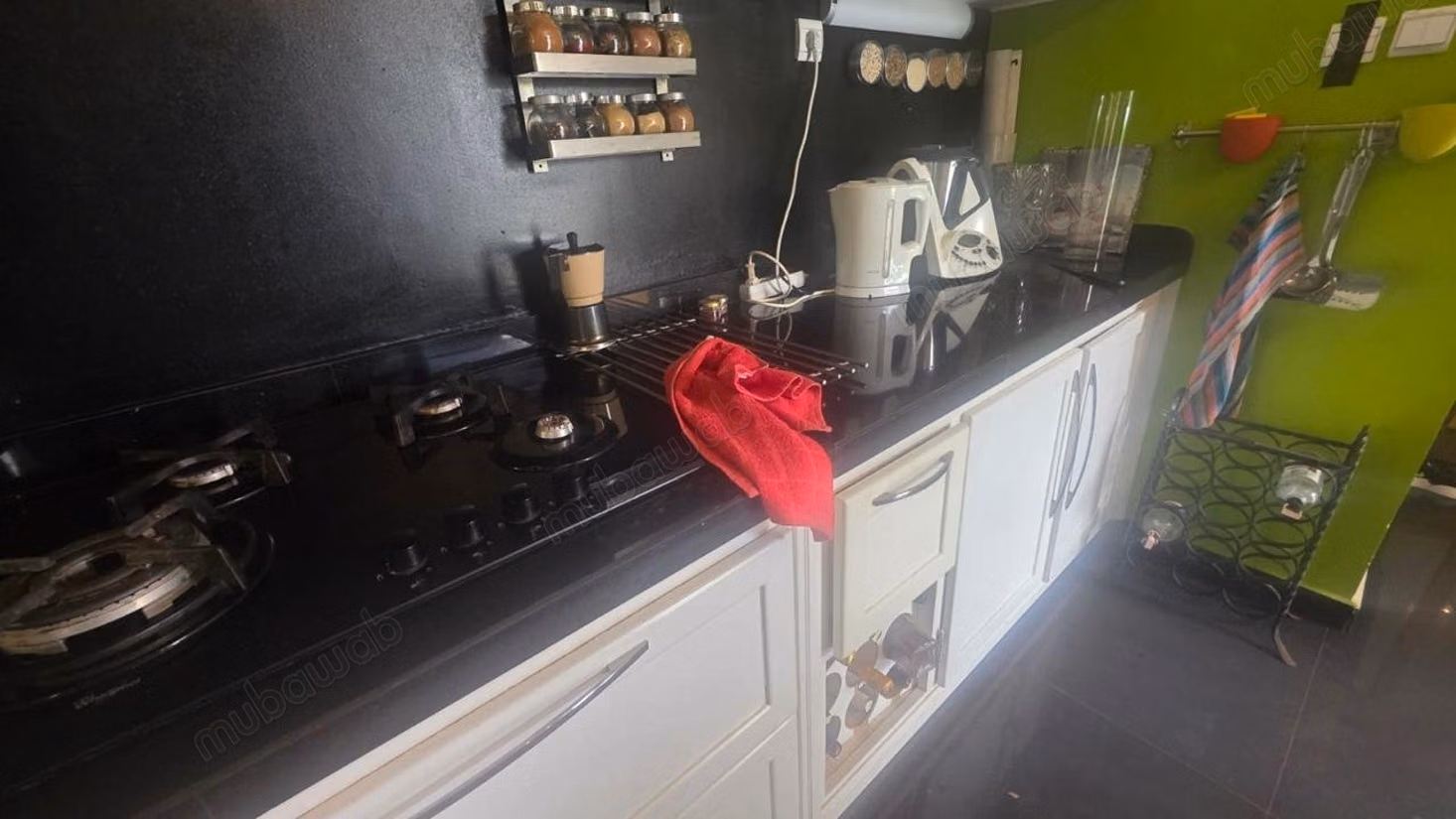 Magnifique villa à vendre à Rabat. Surface de 450 m². Cheminée et climatisation