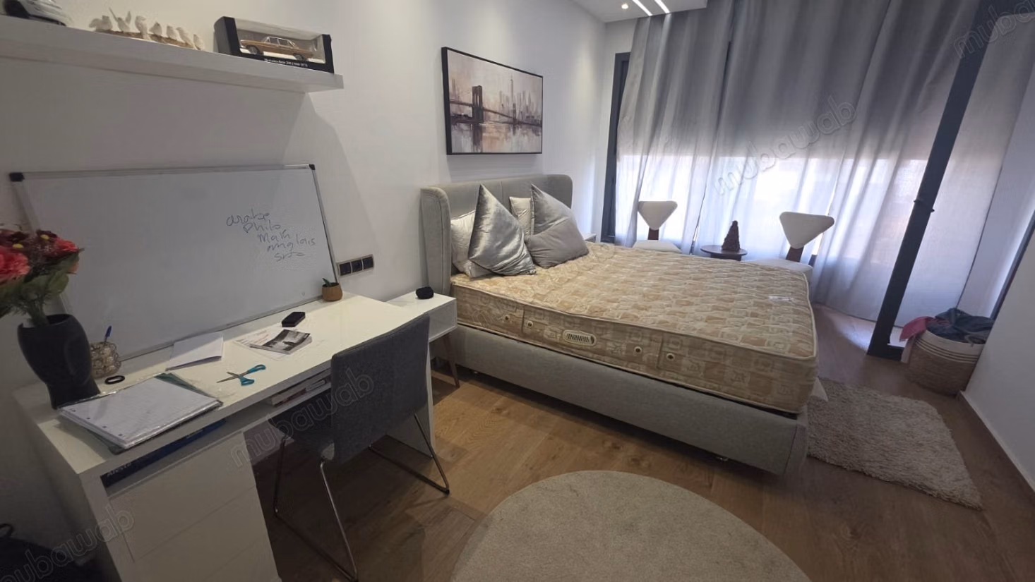 Maison de luxe à vendre à Temara. 
Surface totale 500 m². 
Piscine et air conditionné