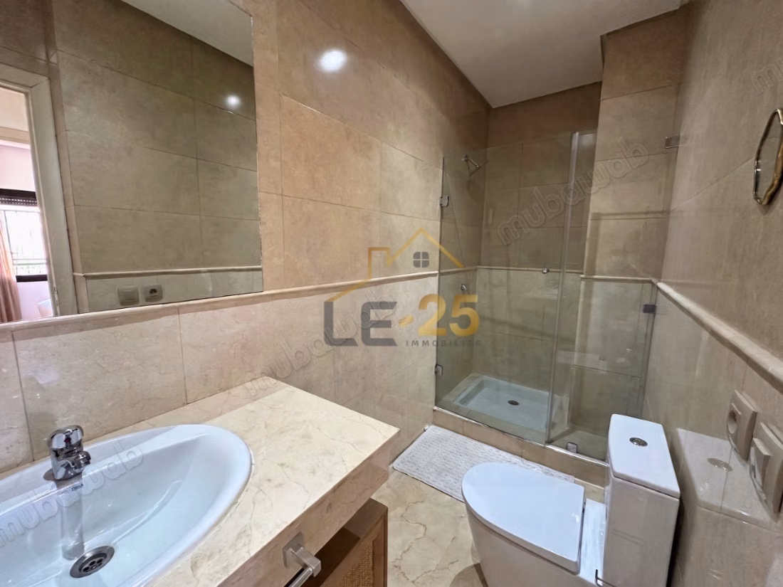 Furnished apartment of 93 m², 2 terraces in Semlalia