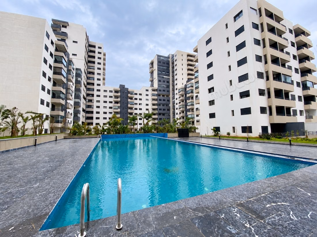 Appartement traversant avec vue sur le parc et mer