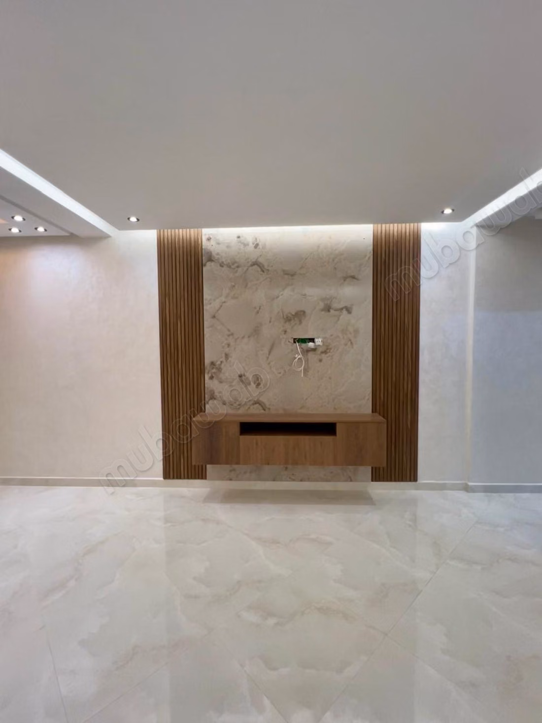 Bel appartement à vendre à le vallon. 
6 pièces. Concierge et climatisation