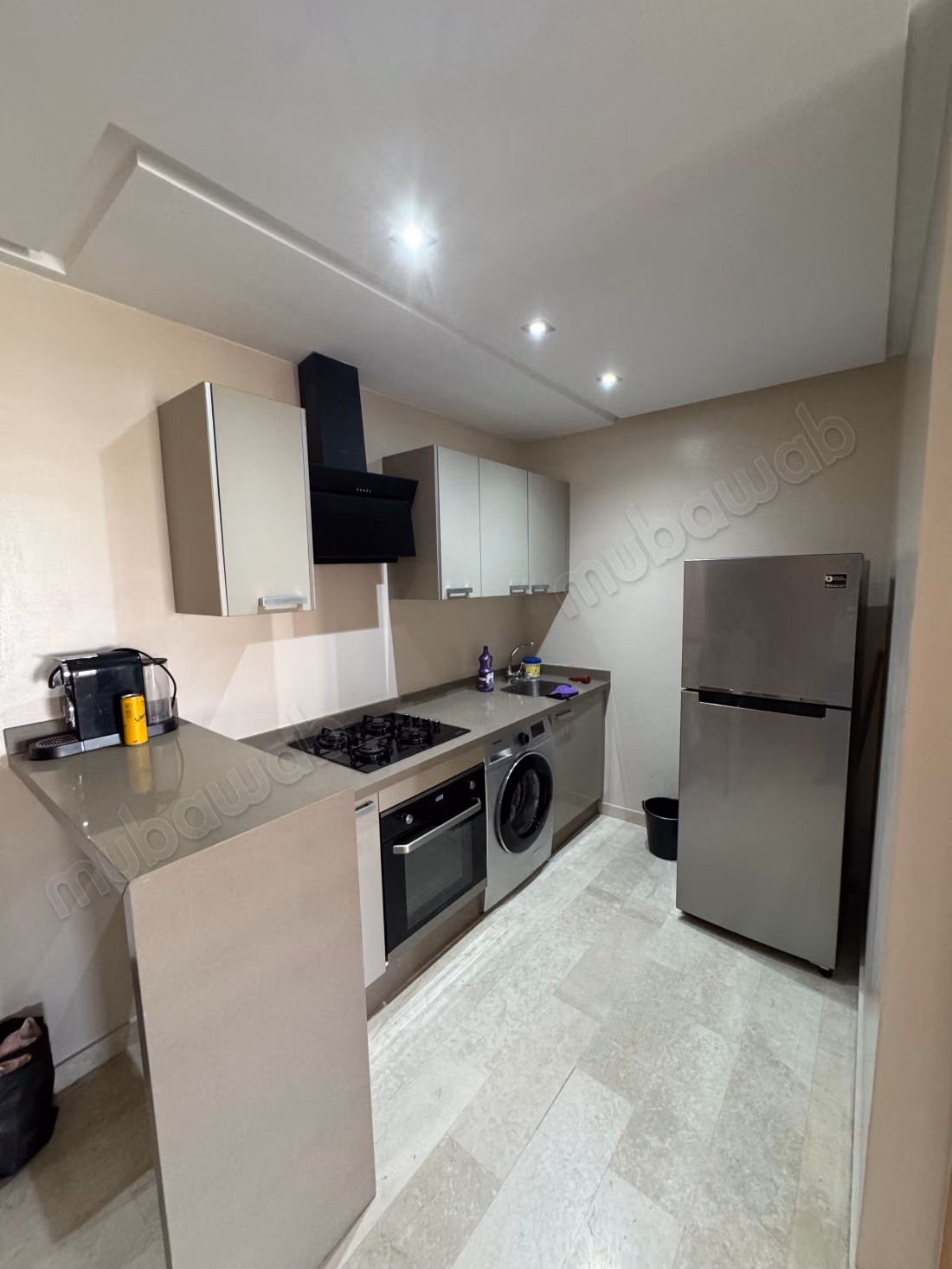 Louez cet appartement à Bourgogne Ouest. 
Surface de 50 m². 
Meublé