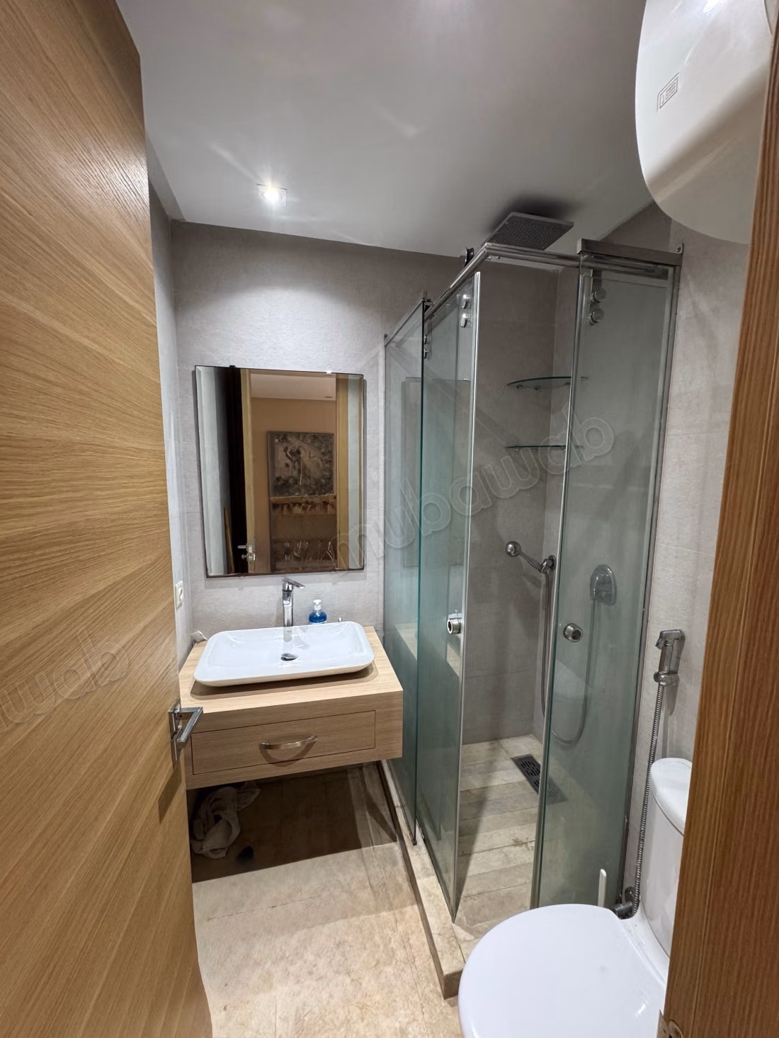 Louez cet appartement à Bourgogne Ouest. 
Surface de 50 m². 
Meublé