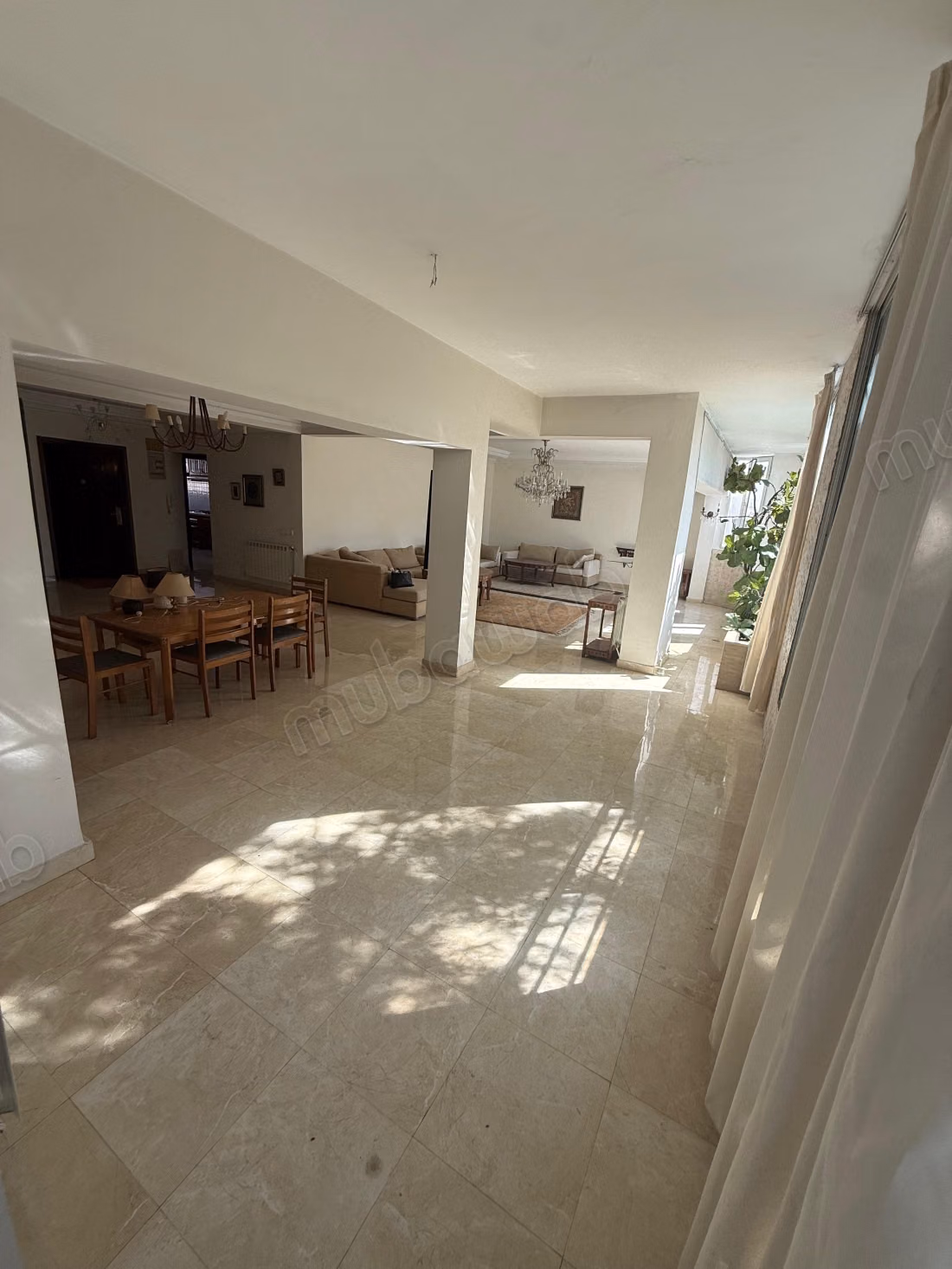 À vendre – appartement de 200 m² 
agdal
