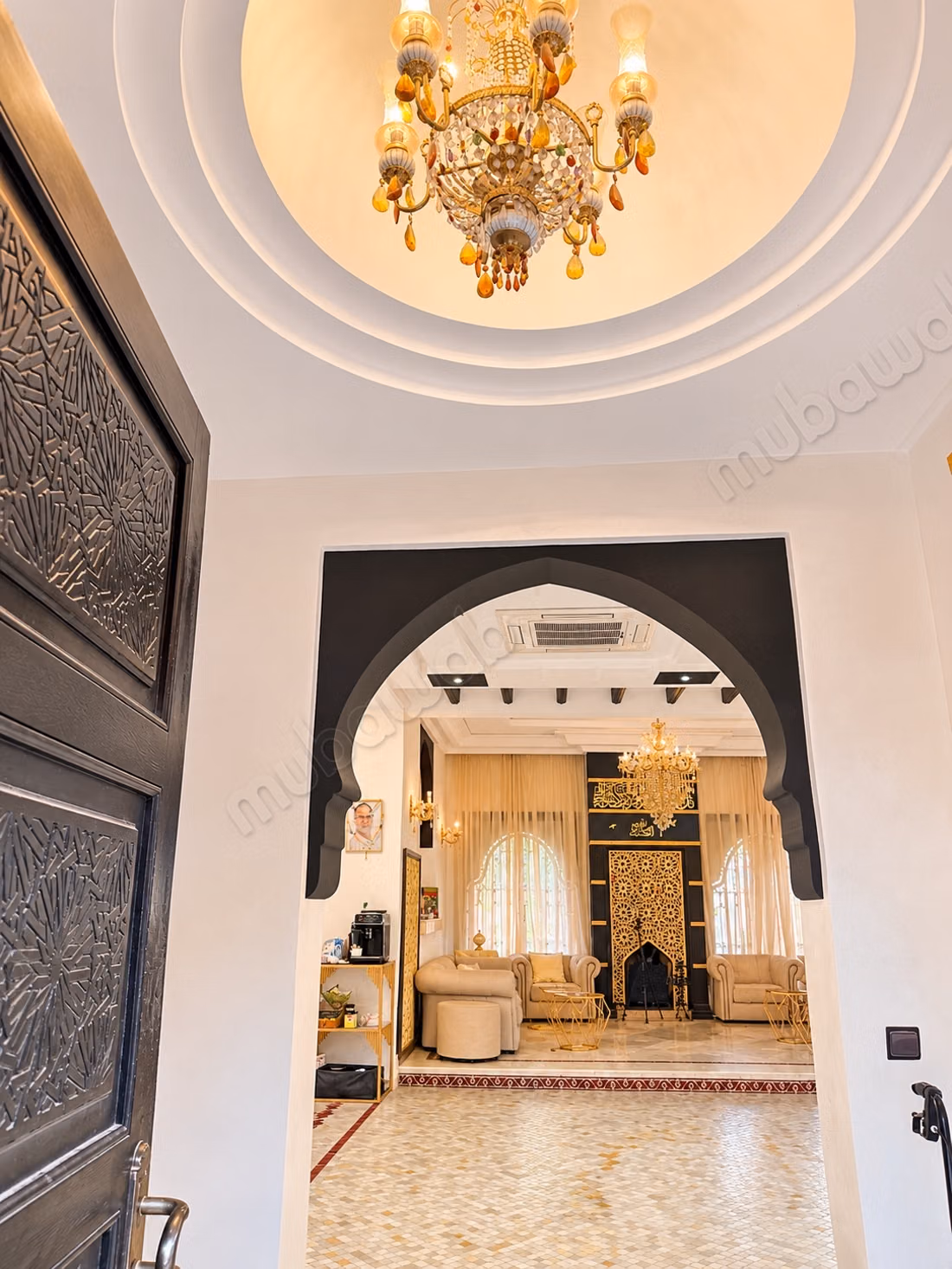 Villa de haut standing à vendre à Route de Fez. 4 pièces. Meublé